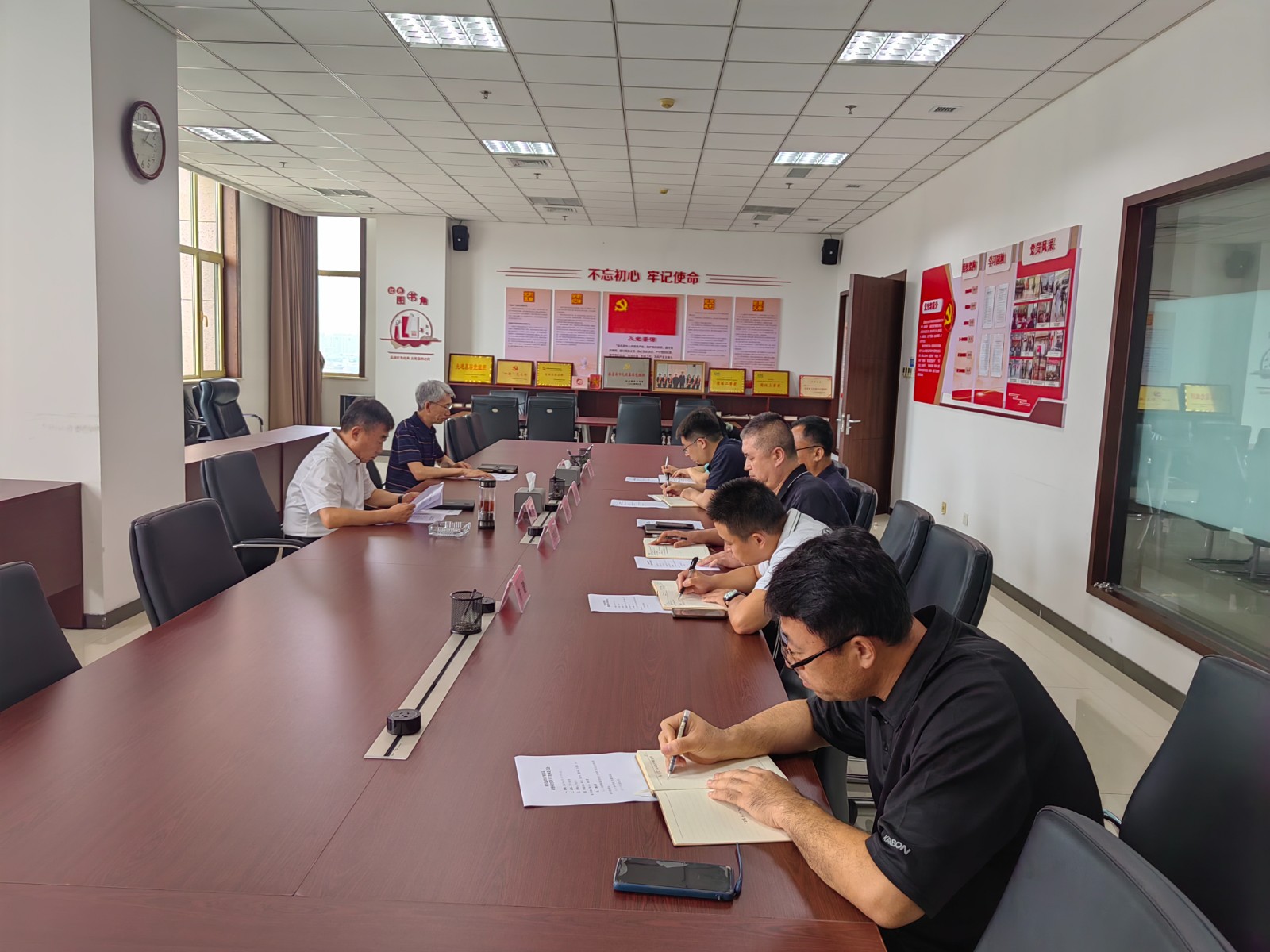 秦皇岛市医保局召开调整岗位干部集体谈话会 激发队伍活