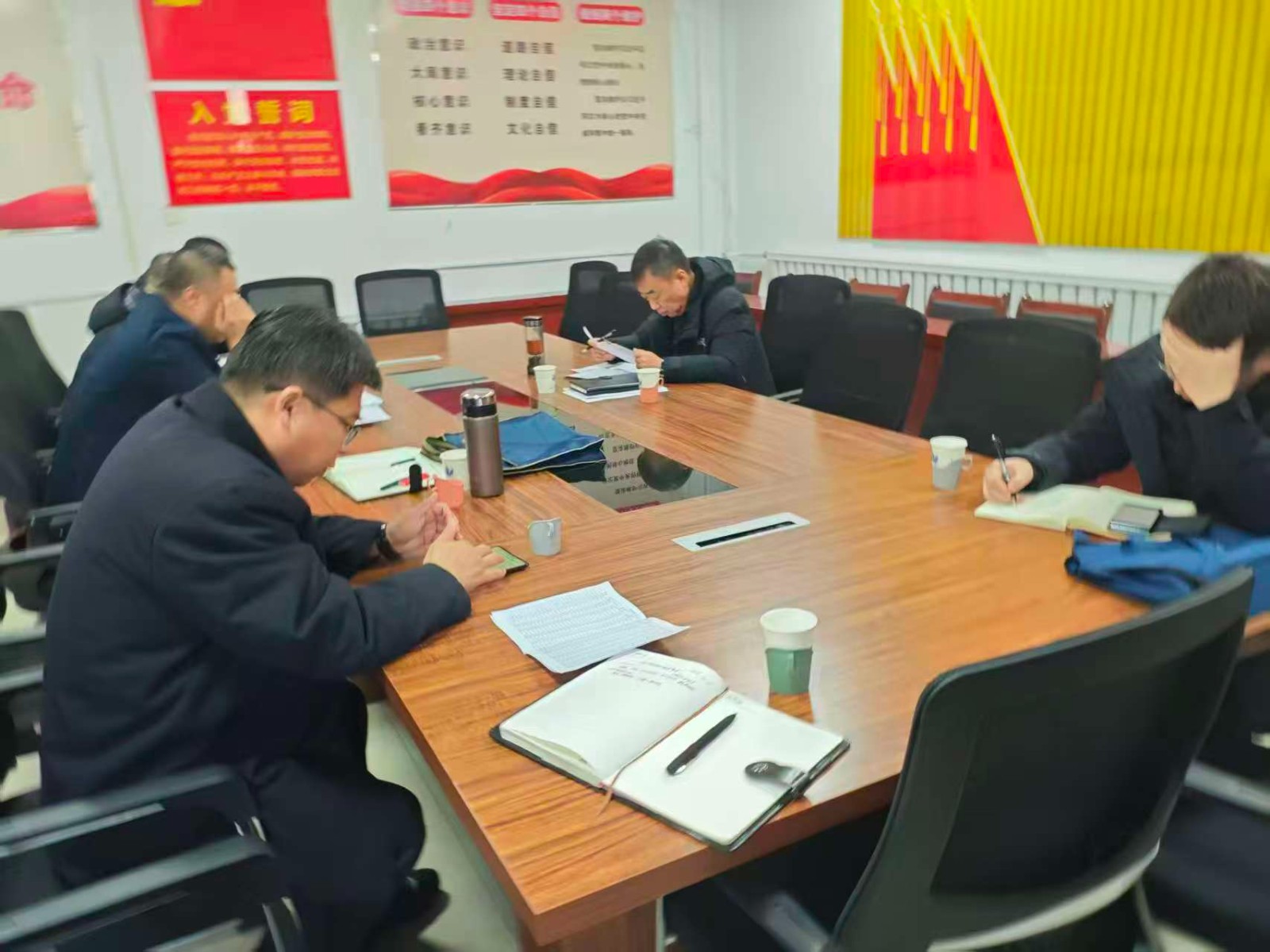 市医保局钟涛局长带队到青龙县调研全民参保工作